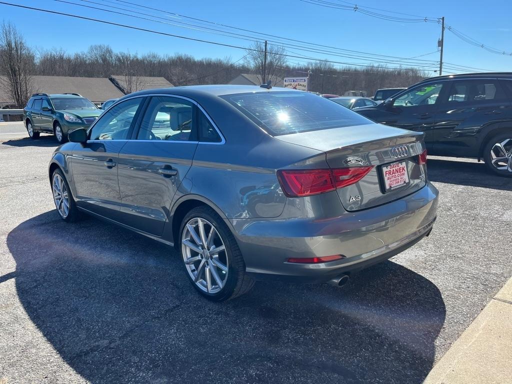 Audi A3 2.0T Premium Sedan quattro S tronic 2015