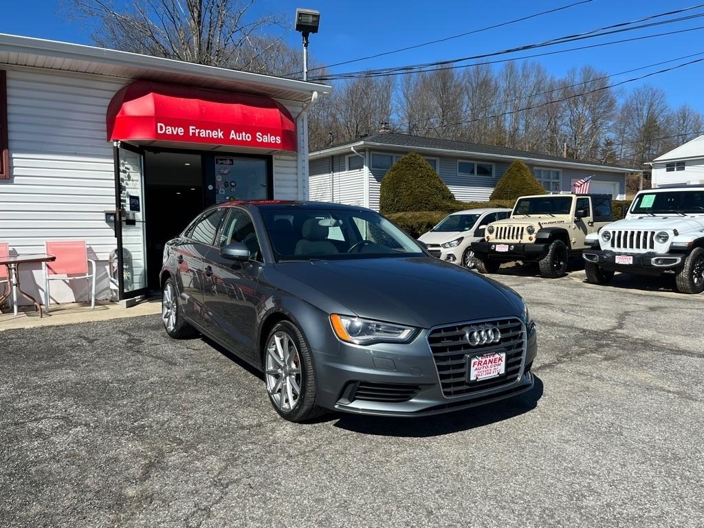 Audi A3 2.0T Premium Sedan quattro S tronic 2015