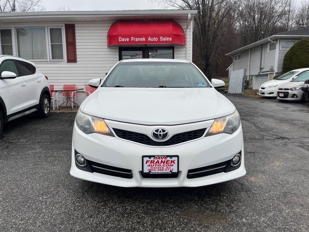 Toyota Camry SE 2014