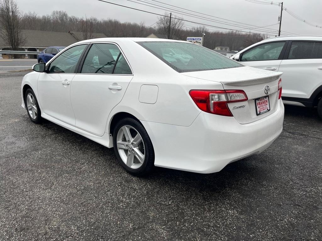 Toyota Camry SE 2014