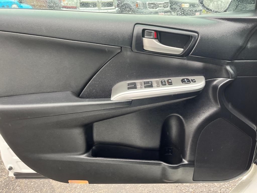 Toyota Camry SE 2014