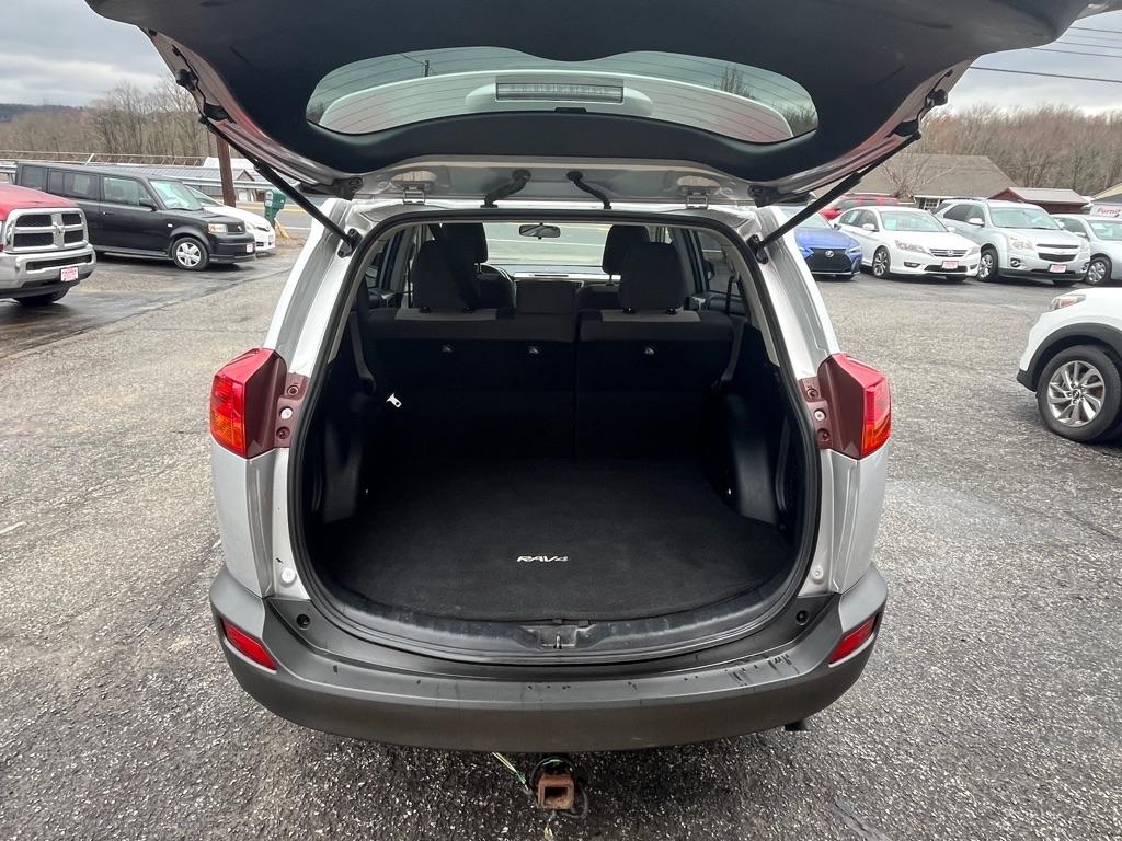 Toyota RAV4 LE AWD 2014