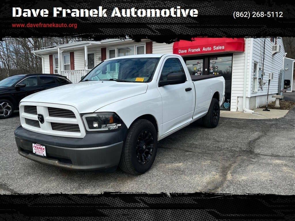 2011 RAM 1500 ST LWB 2WD