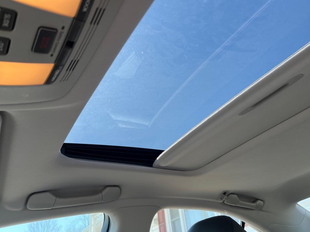 Lexus IS IS 250 AWD 6-Speed Sequential 2010