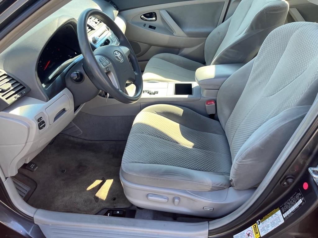 Toyota Camry LE (Natl) 2007