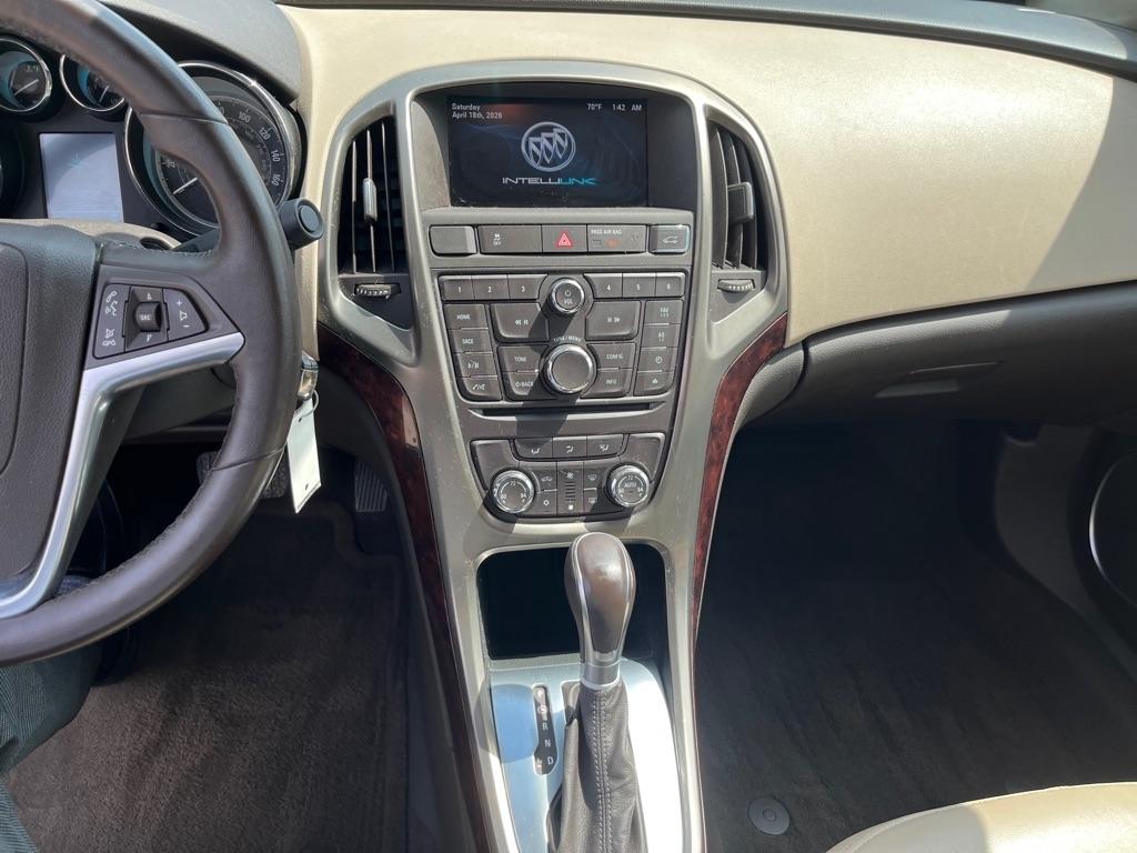 Buick Verano Base 2013