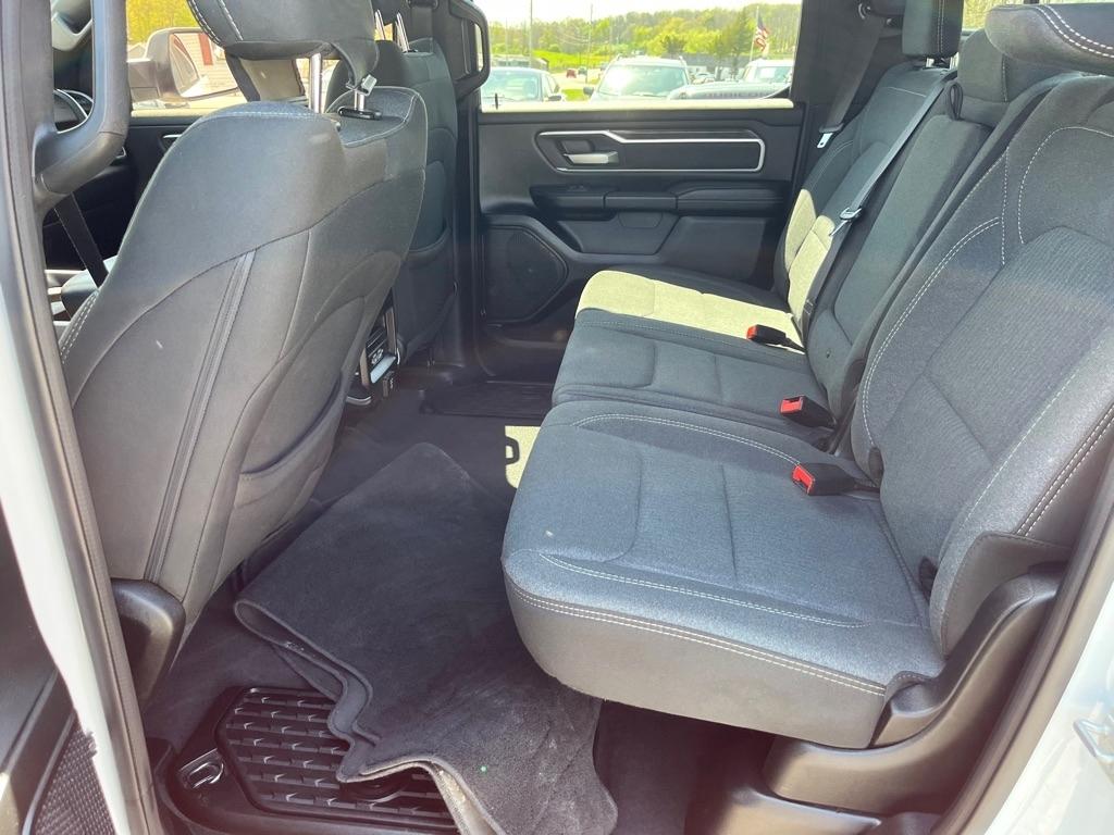 RAM 1500 Big Horn Crew Cab SWB 4WD 2020