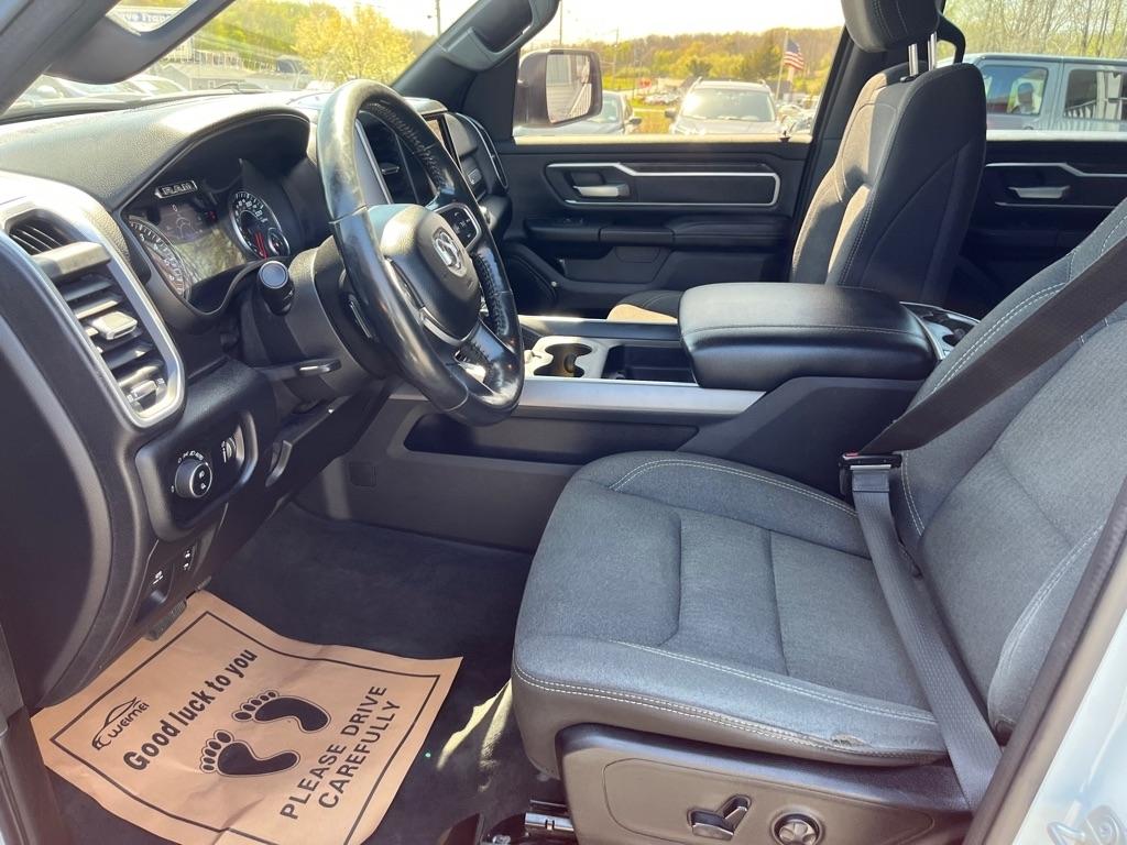 RAM 1500 Big Horn Crew Cab SWB 4WD 2020