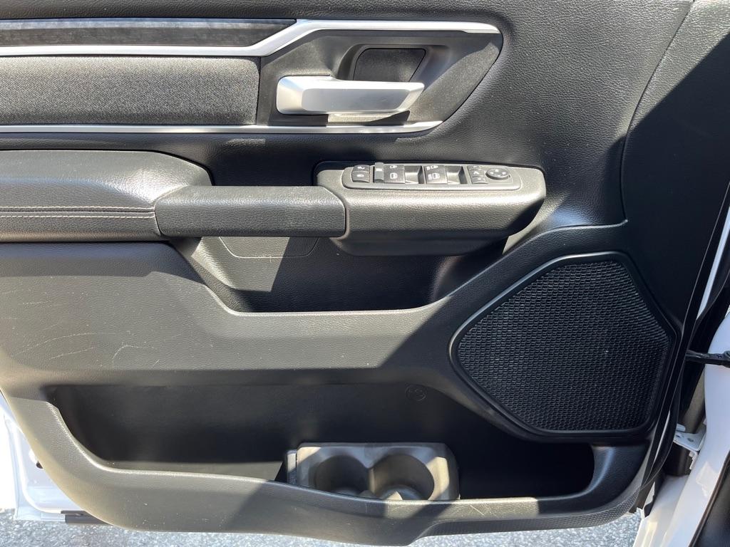 RAM 1500 Big Horn Crew Cab SWB 4WD 2020