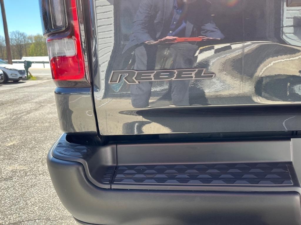 RAM 1500 Rebel Crew Cab SB 4WD 2019