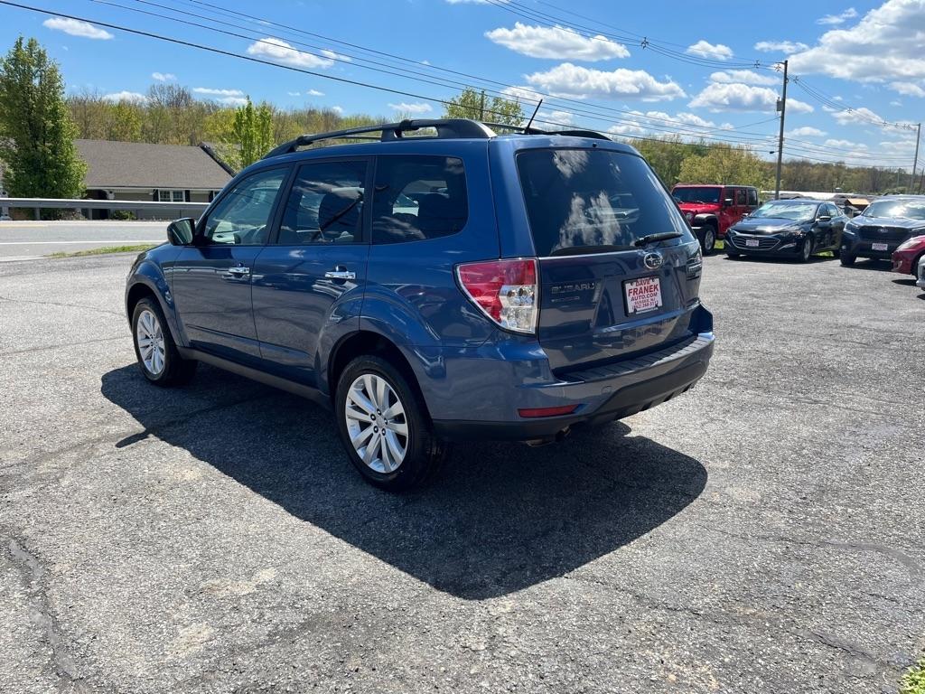 Subaru Forester 2.5X Premium 2012