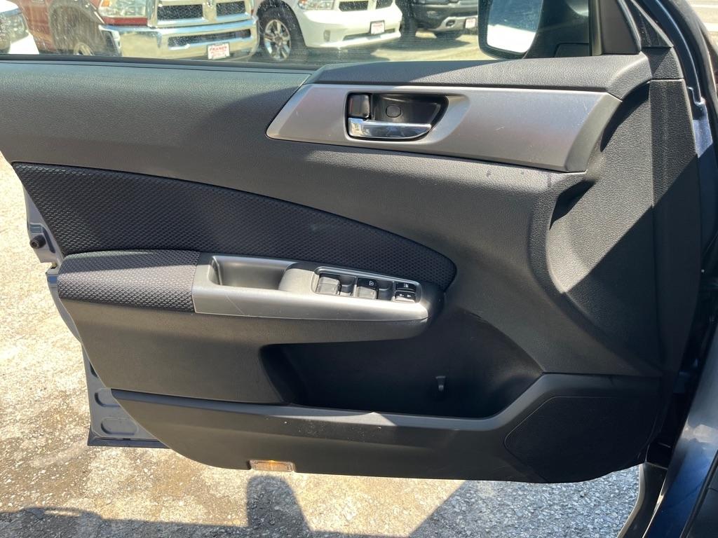 Subaru Forester 2.5X Premium 2012