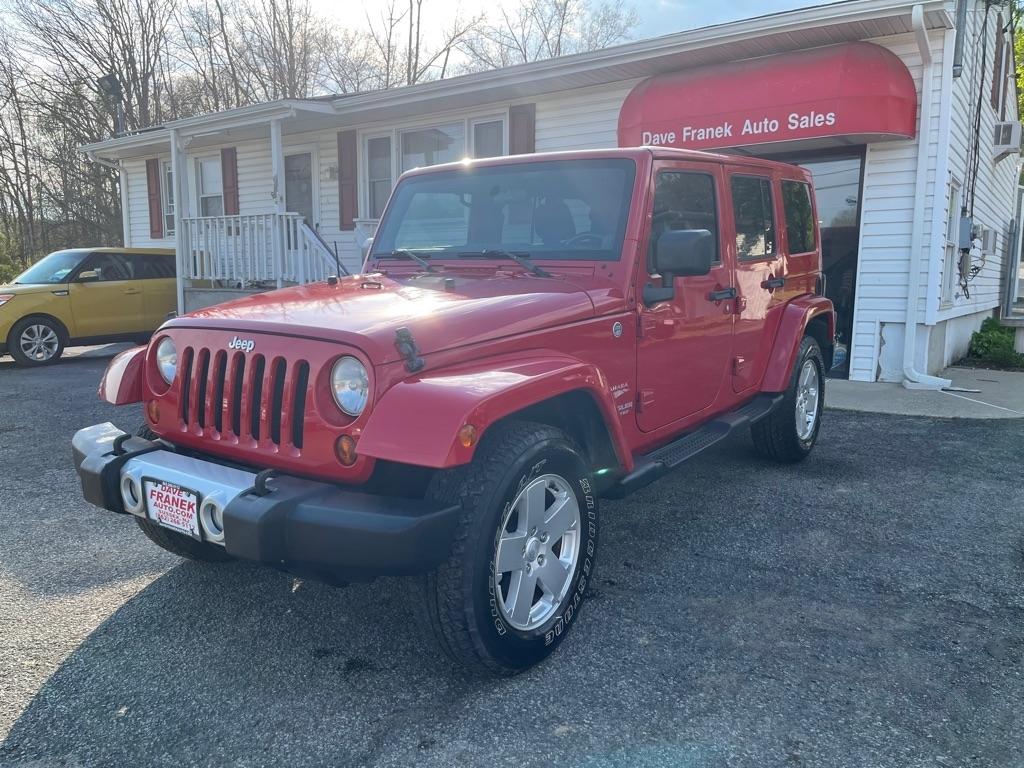 Jeep Wrangler Unlimited Sahara 4WD 2011