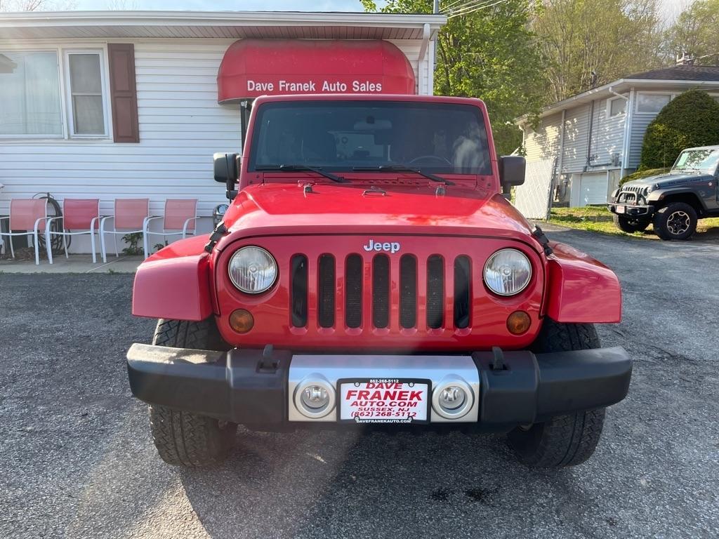 Jeep Wrangler Unlimited Sahara 4WD 2011