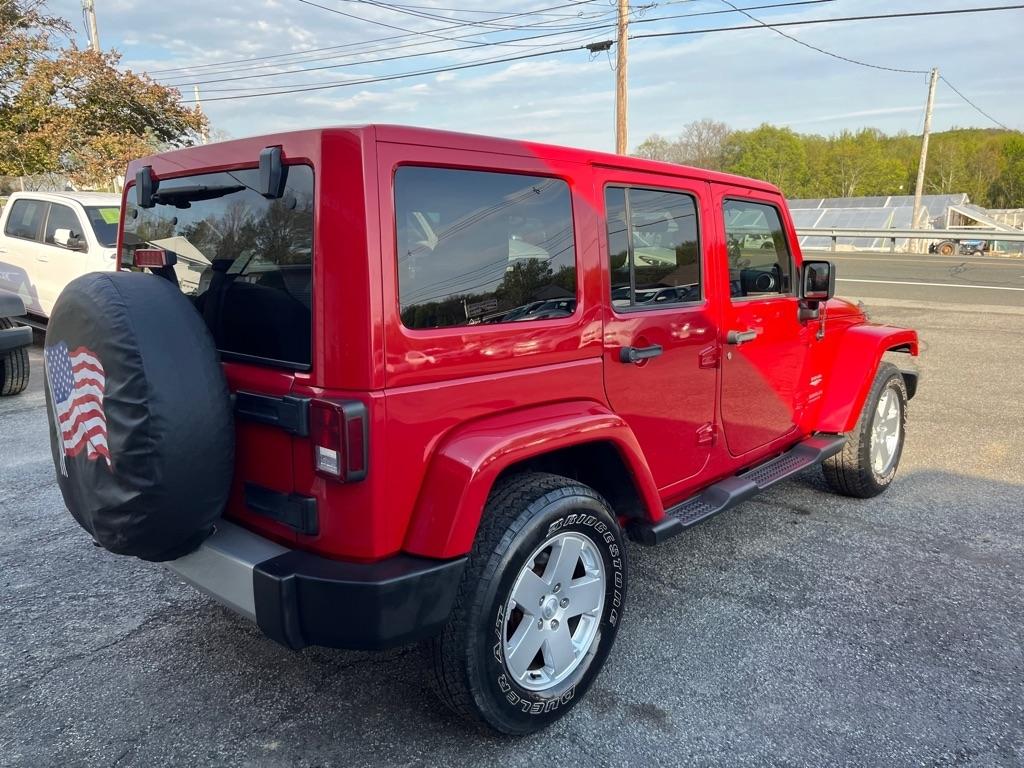 Jeep Wrangler Unlimited Sahara 4WD 2011