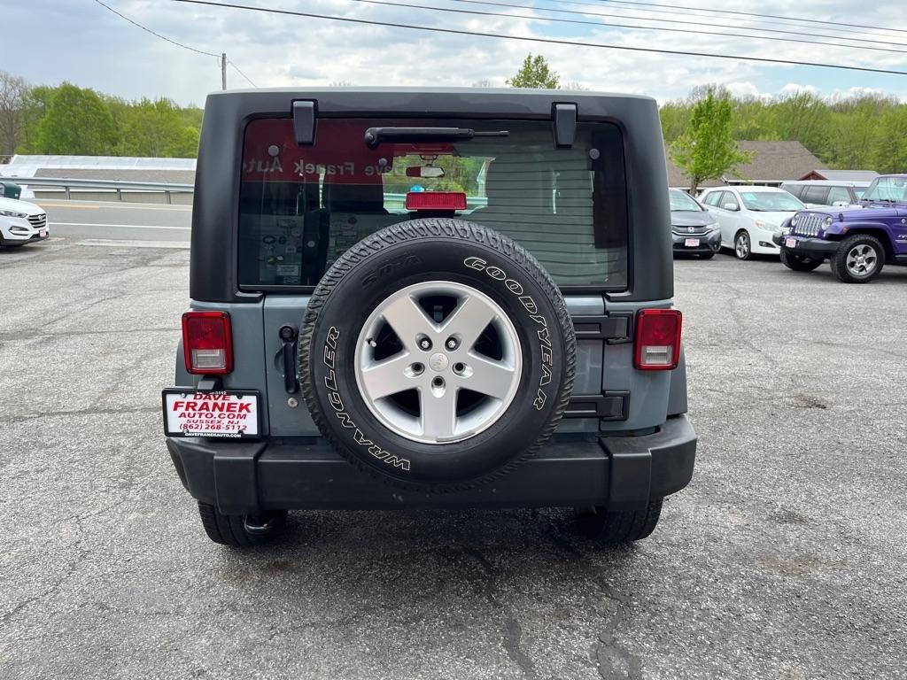 Jeep Wrangler Sport 4WD 2015