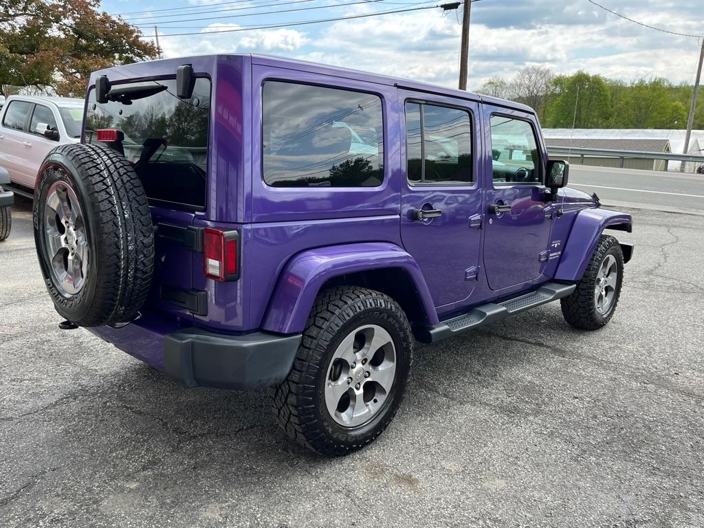 Jeep Wrangler Unlimited Sahara 4WD 2017