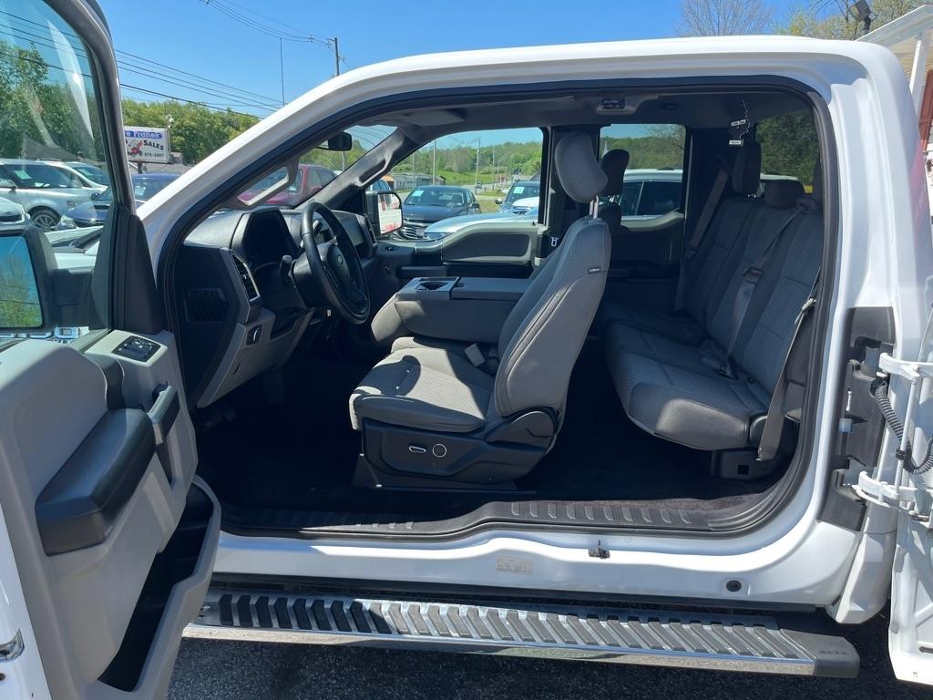 Ford F-150 XLT SuperCab 8-ft. Bed 4WD 2017