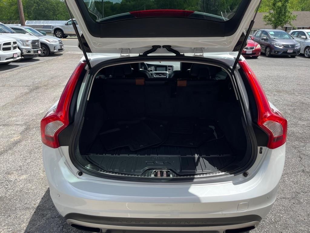 Volvo V60 Cross Country T5 2016