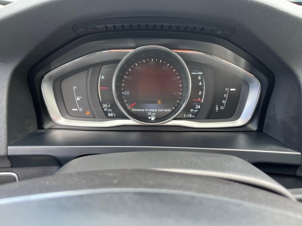 Volvo V60 Cross Country T5 2016