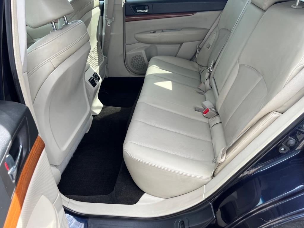 Subaru Outback 2.5i Limited 2013