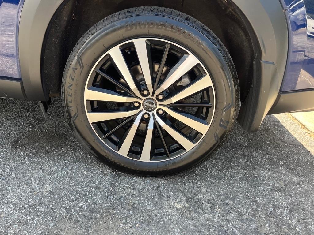 Nissan Pathfinder Platinum 4WD 2024