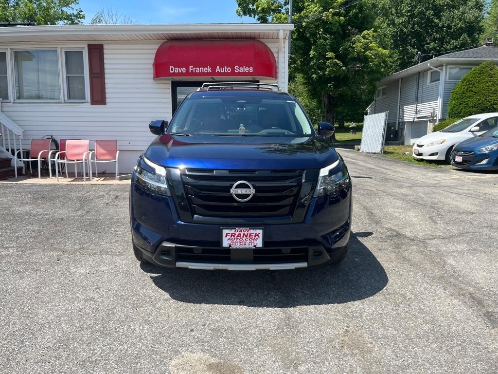 Nissan Pathfinder Platinum 4WD 2024