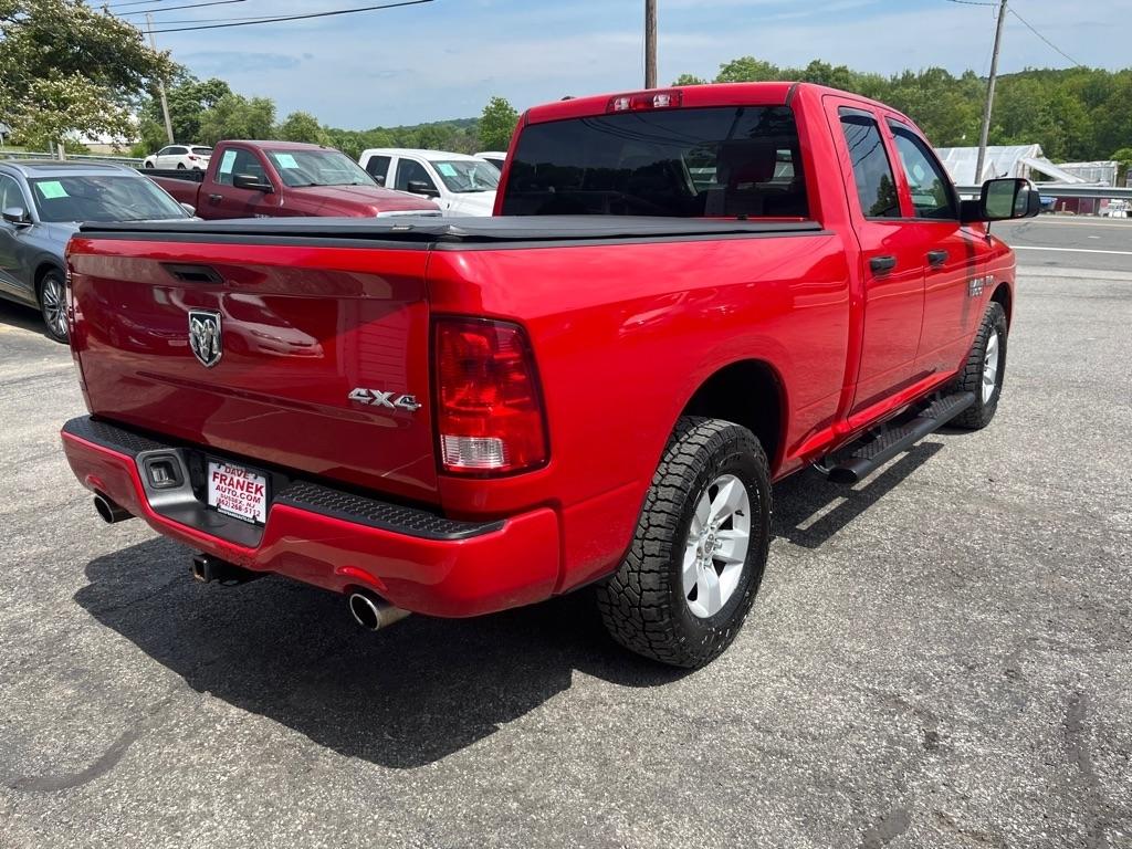 RAM 1500 Tradesman Quad Cab 4WD 2016