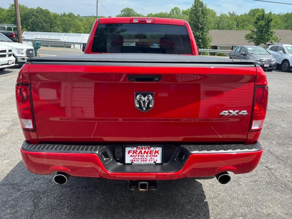 RAM 1500 Tradesman Quad Cab 4WD 2016