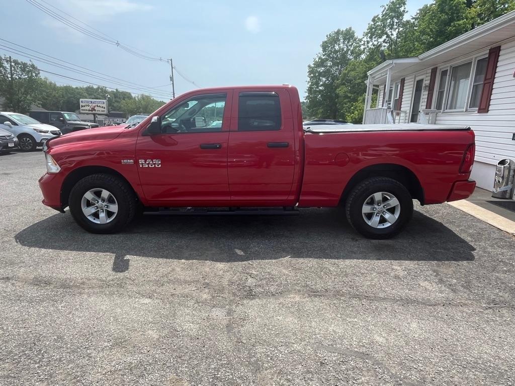RAM 1500 Tradesman Quad Cab 4WD 2016