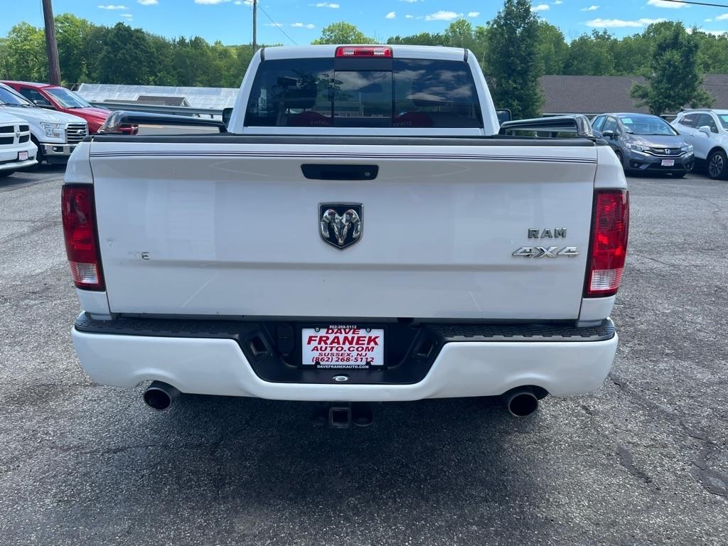 RAM 1500 ST SWB 4WD 2012