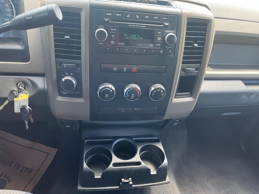 RAM 1500 ST SWB 4WD 2012