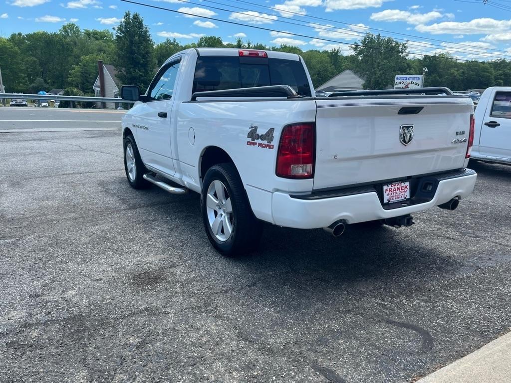 RAM 1500 ST SWB 4WD 2012