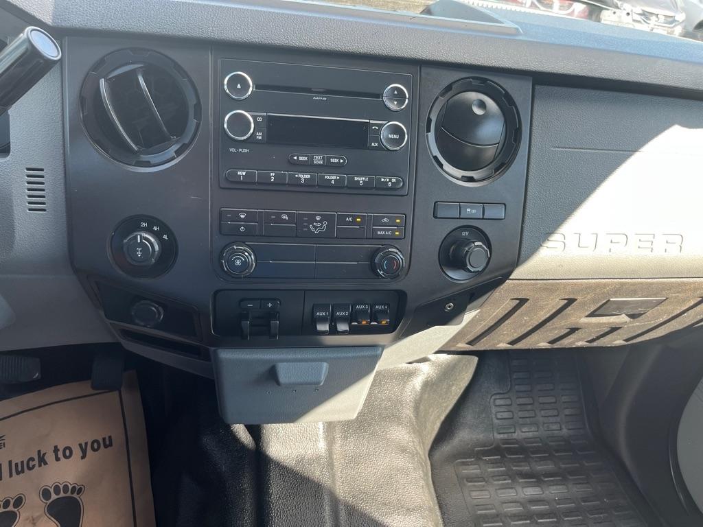 Ford F-350 SD XL Crew Cab 4WD 2016