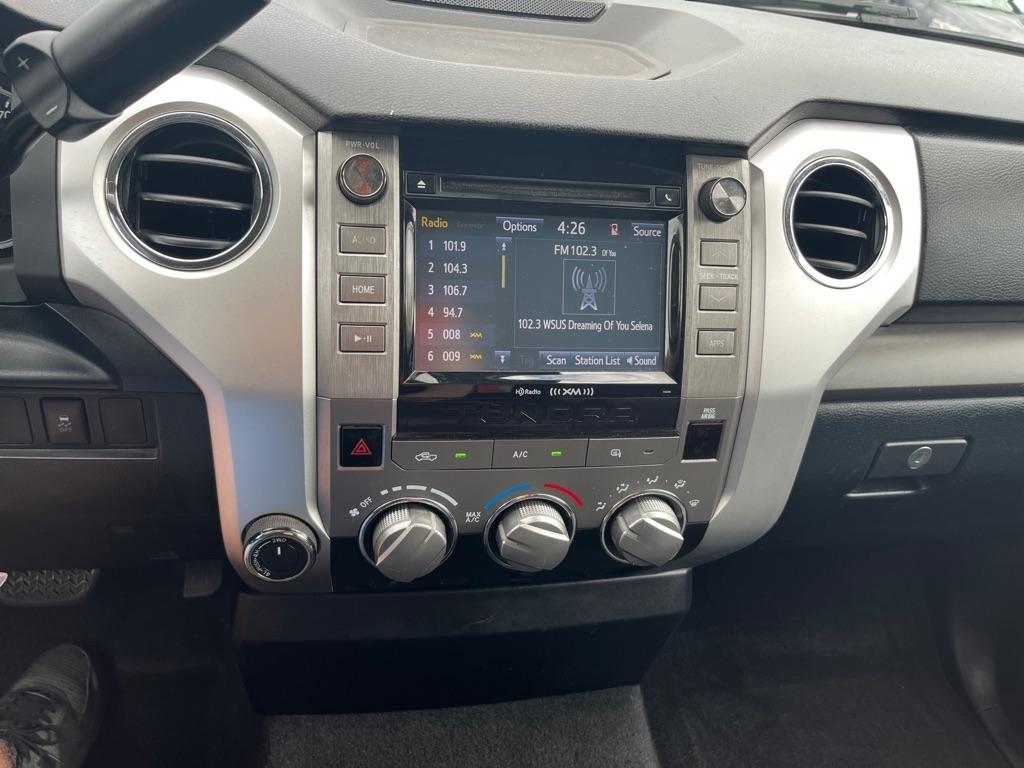 Toyota Tundra SR5 4.6L V8 Double Cab 4WD 2018