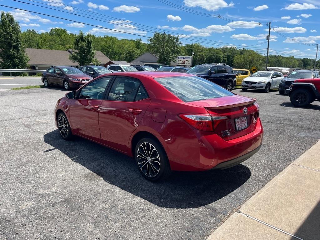 Toyota Corolla LE Plus CVT 2015