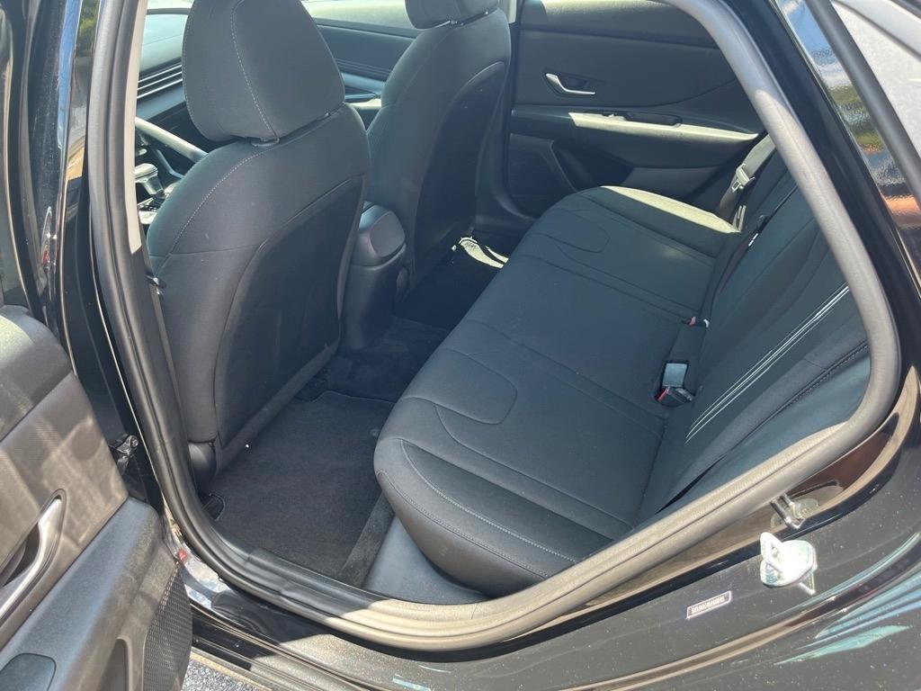 Hyundai Elantra SEL 2021