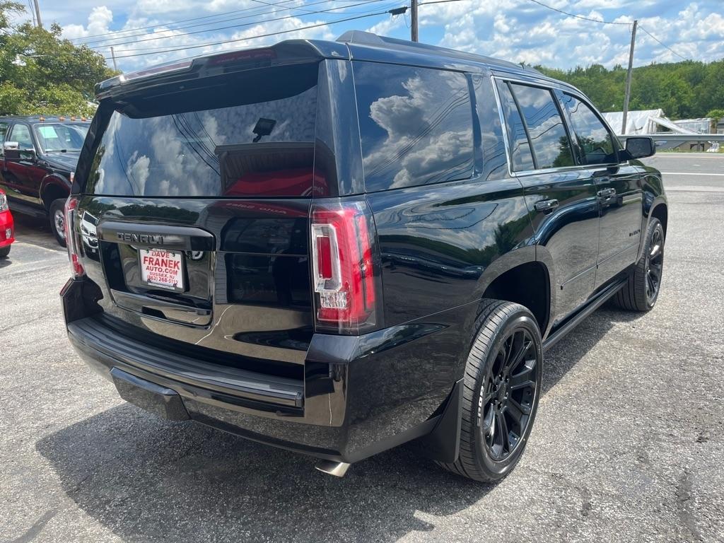 GMC Yukon Denali 4WD 2019