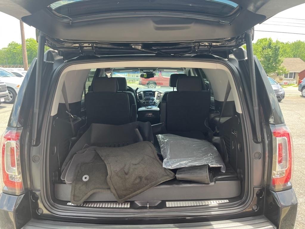 GMC Yukon Denali 4WD 2019