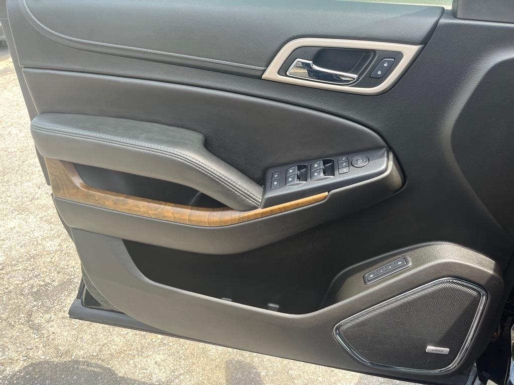 GMC Yukon Denali 4WD 2019