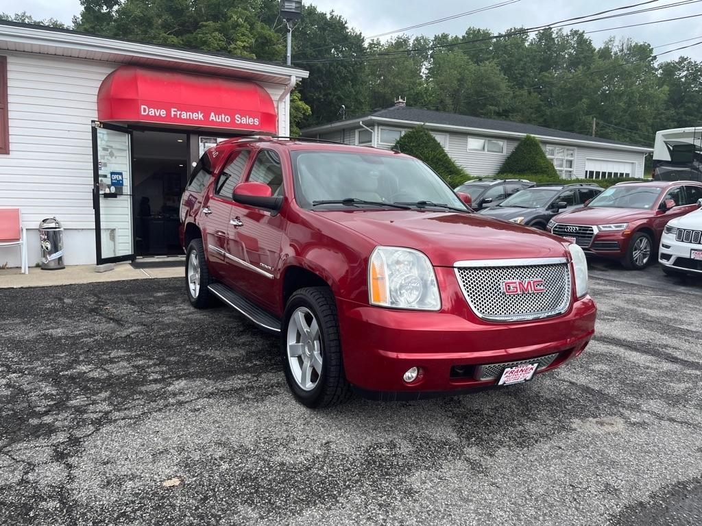 GMC Yukon Denali 4WD 2012