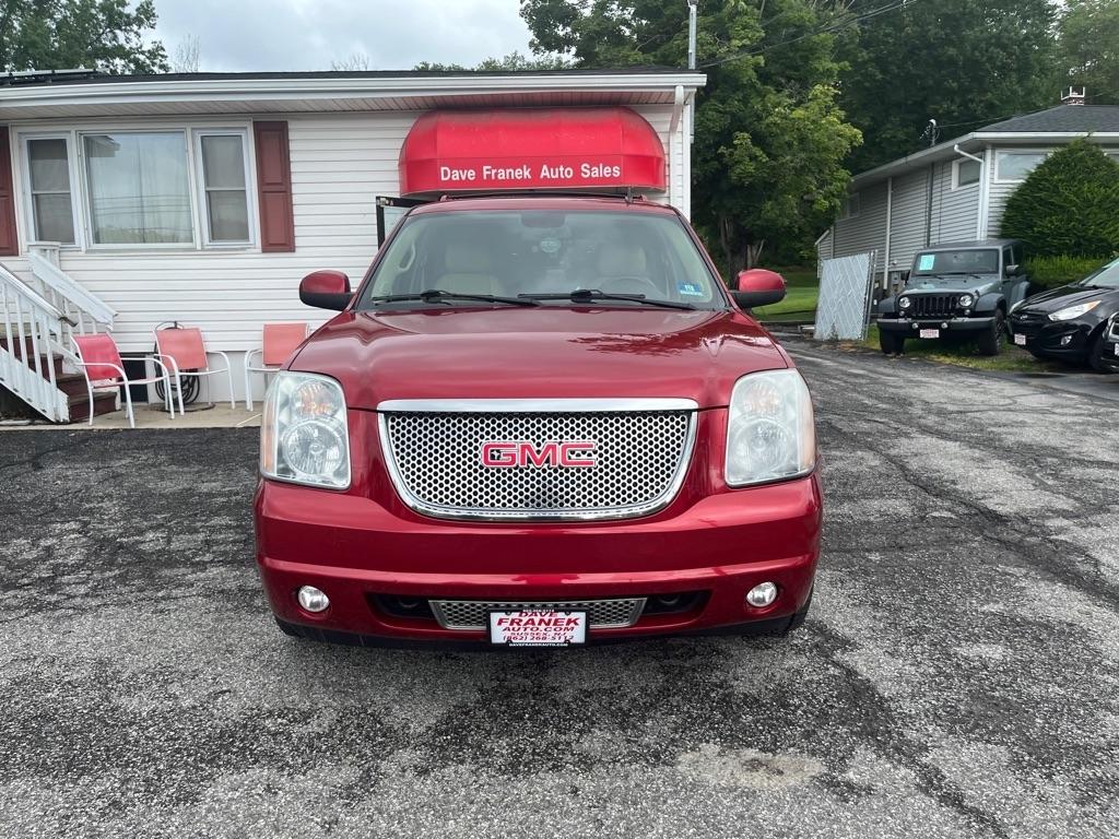 GMC Yukon Denali 4WD 2012