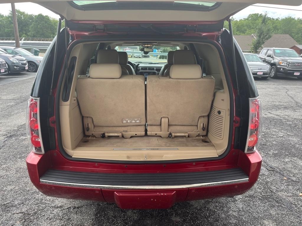 GMC Yukon Denali 4WD 2012