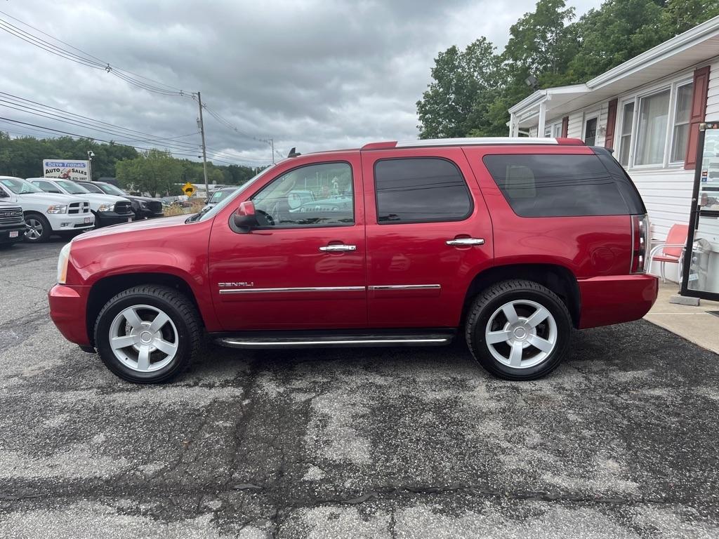 GMC Yukon Denali 4WD 2012