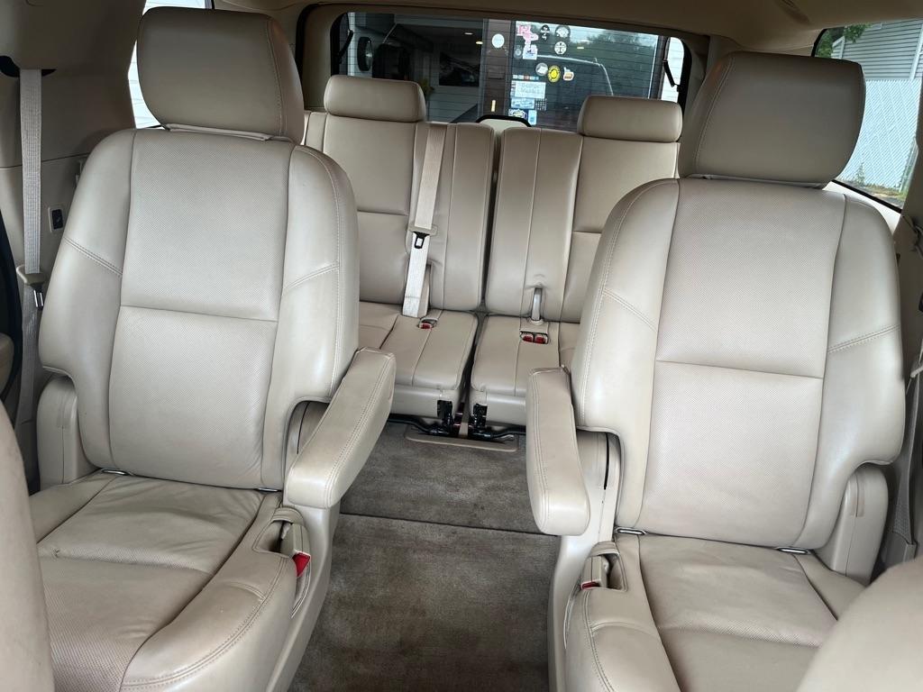 GMC Yukon Denali 4WD 2012