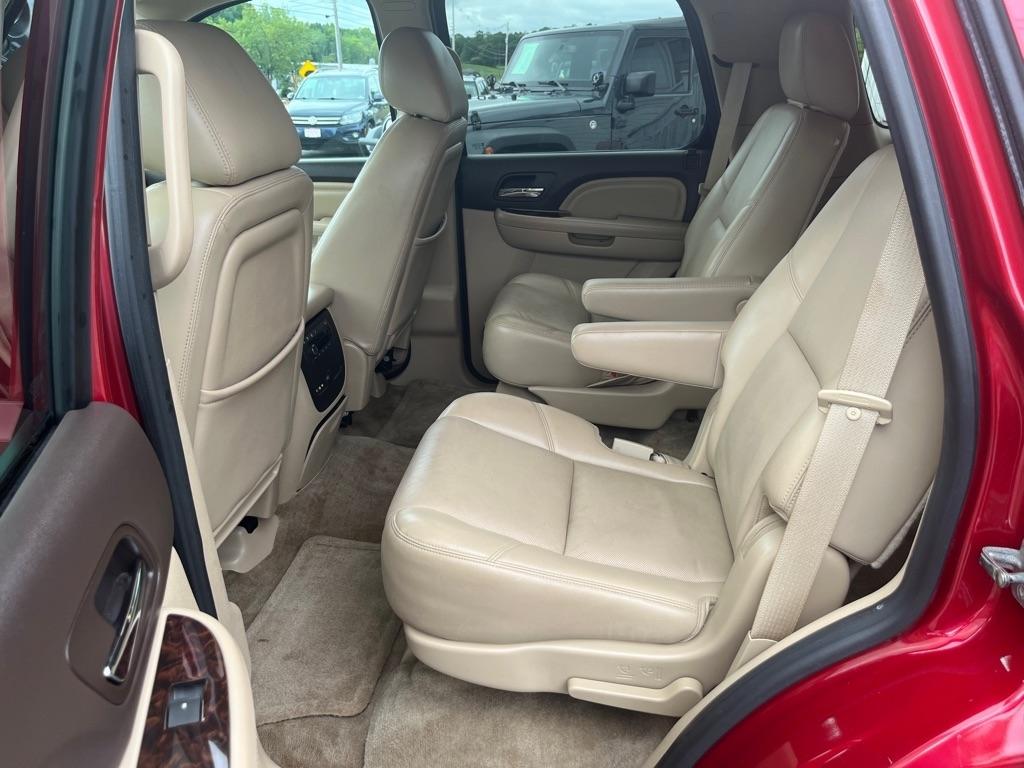 GMC Yukon Denali 4WD 2012