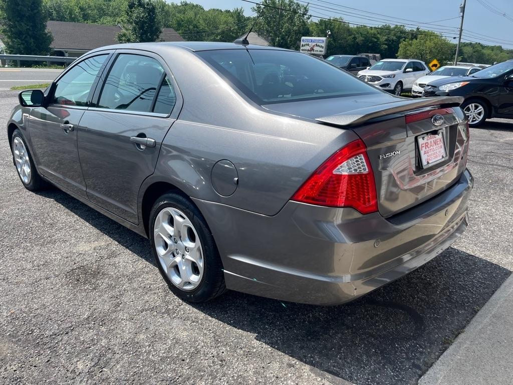 Ford Fusion SE 2010