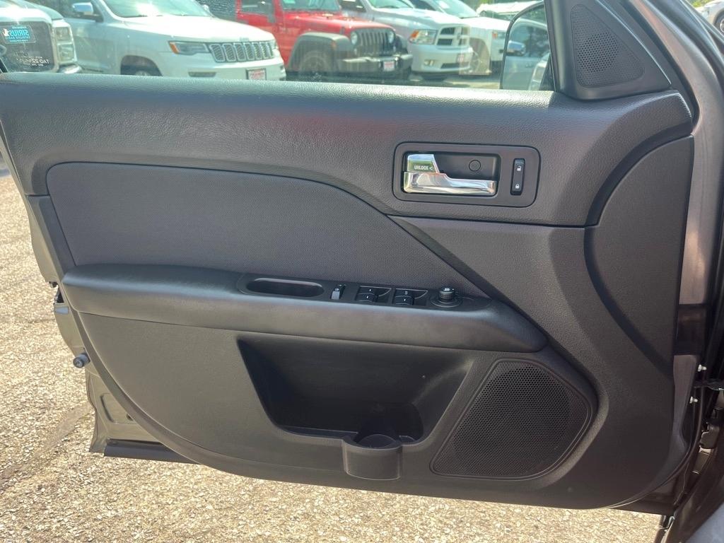 Ford Fusion SE 2010