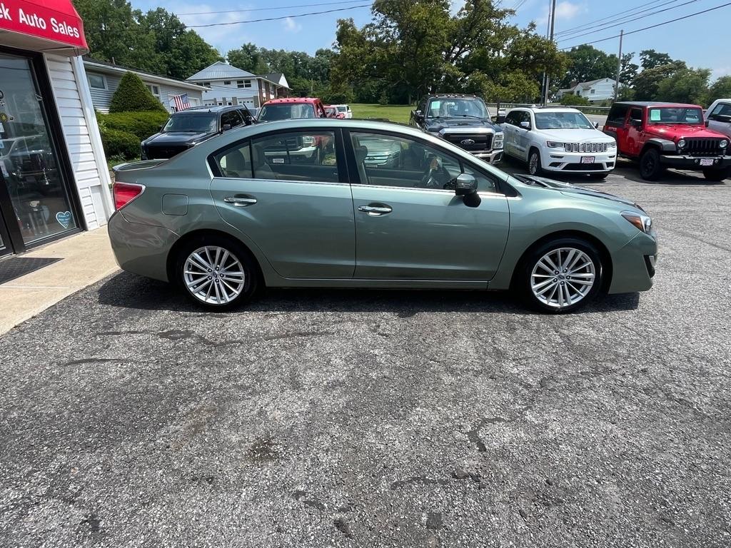 Subaru Impreza 2.0i Limited PZEV 4-Door 2015