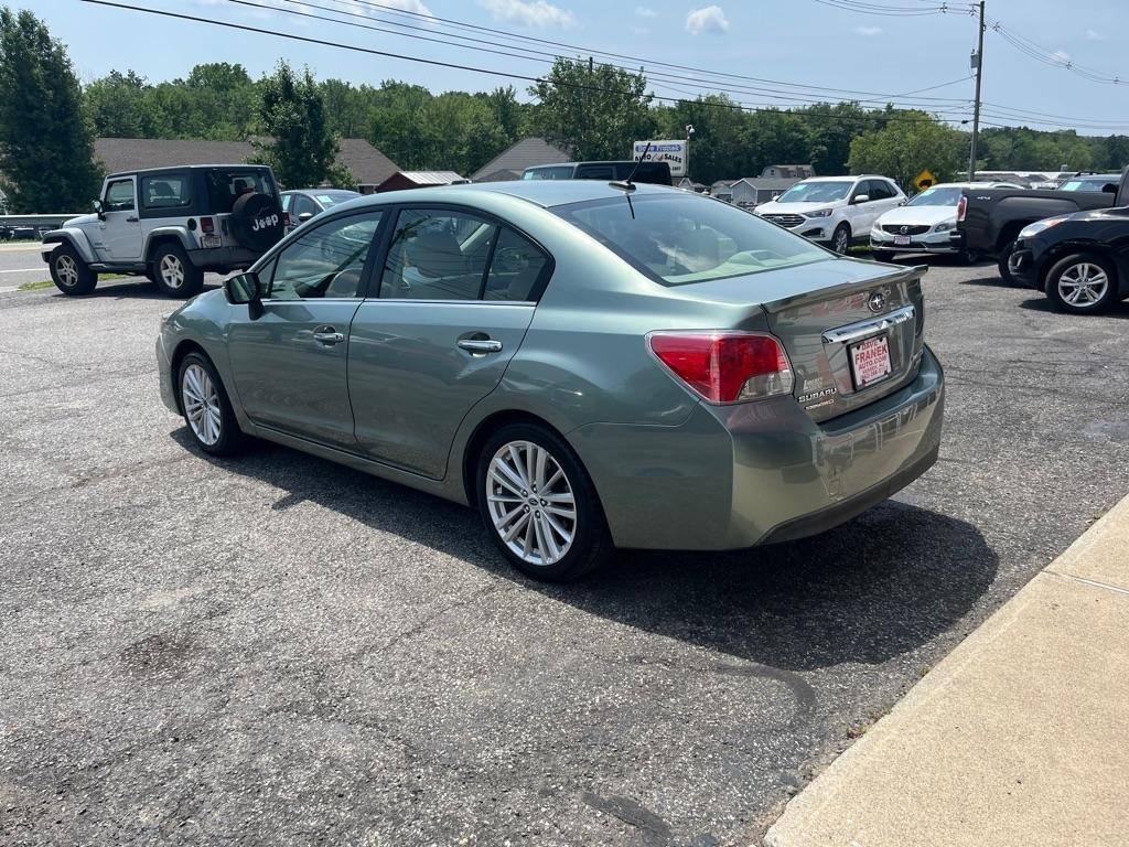 Subaru Impreza 2.0i Limited PZEV 4-Door 2015